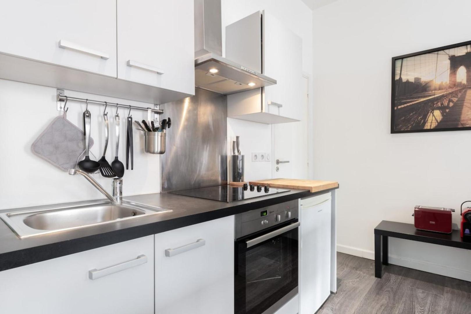 Vieux - Large Modern&functional